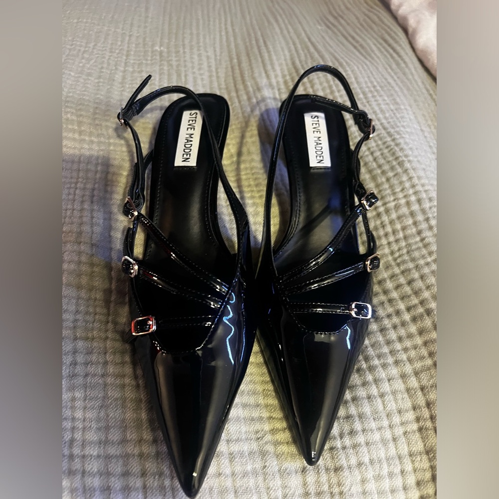 Black lil heels